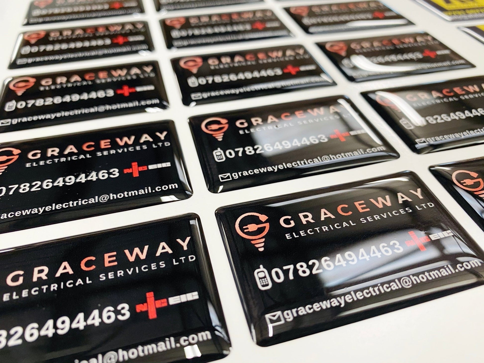 High-tack resin domed stickers – waterproof & durable