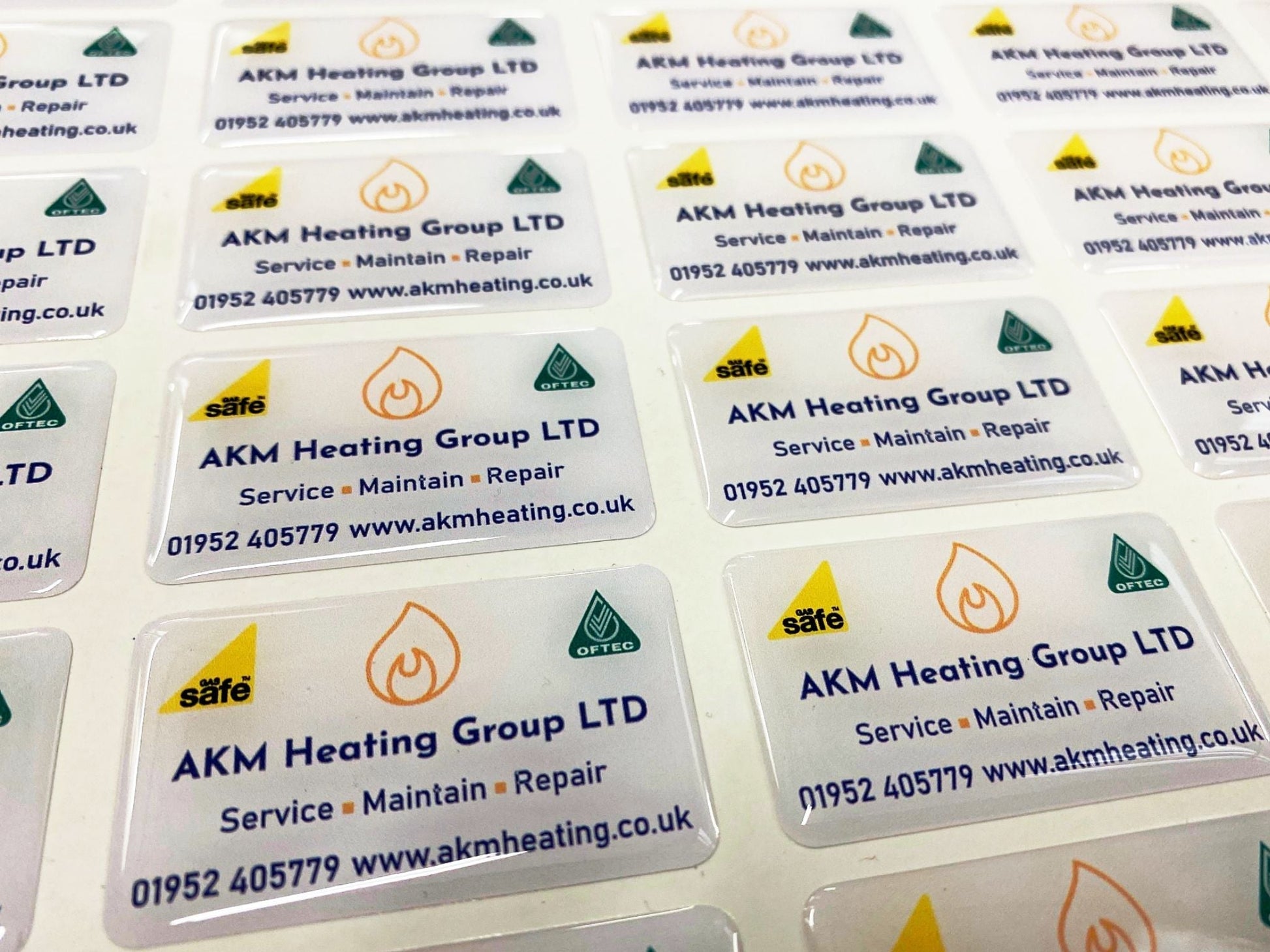Long-lasting, UV-resistant domed stickers for outdoor use
